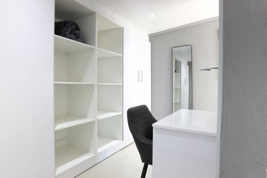 4 Bedroom Property for Sale in Darling Western Cape
